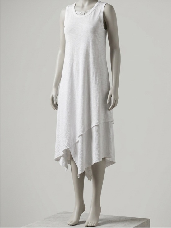 Wilt Dresses & Skirts - Wilt
Wilt Sleeveless Trapeze Tank-Style Dress asymmetrical uneven hem.
